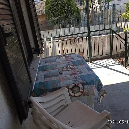 Sea View Dilesi Villa Dhílesi Екстериор снимка